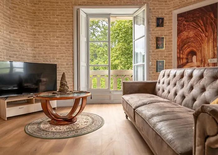 Apartmán Le Chateau Des Sorciers & Experience